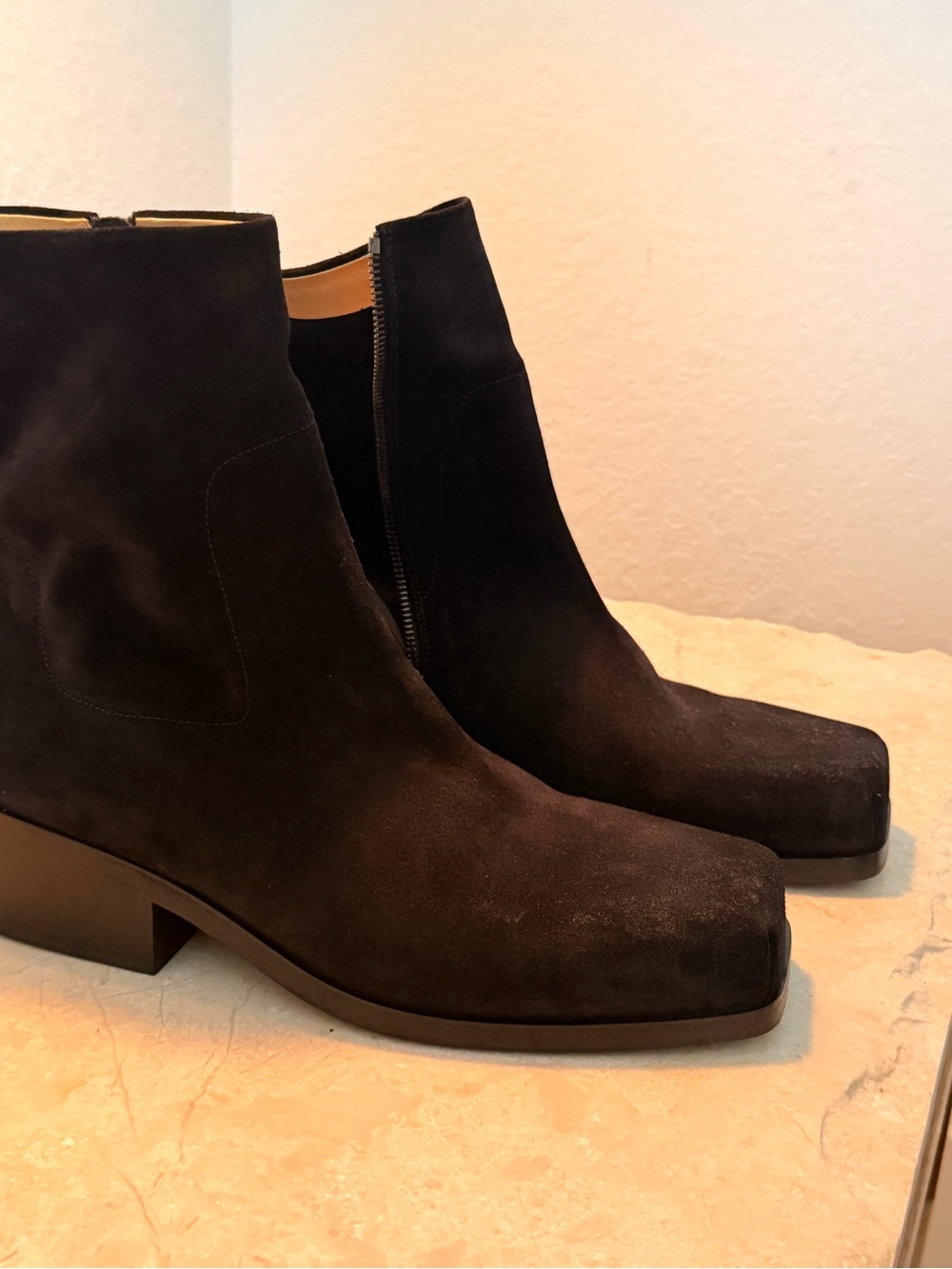 Black Marsell Suede Men's Ankle Boots - Classic Zip Side Design sized 42